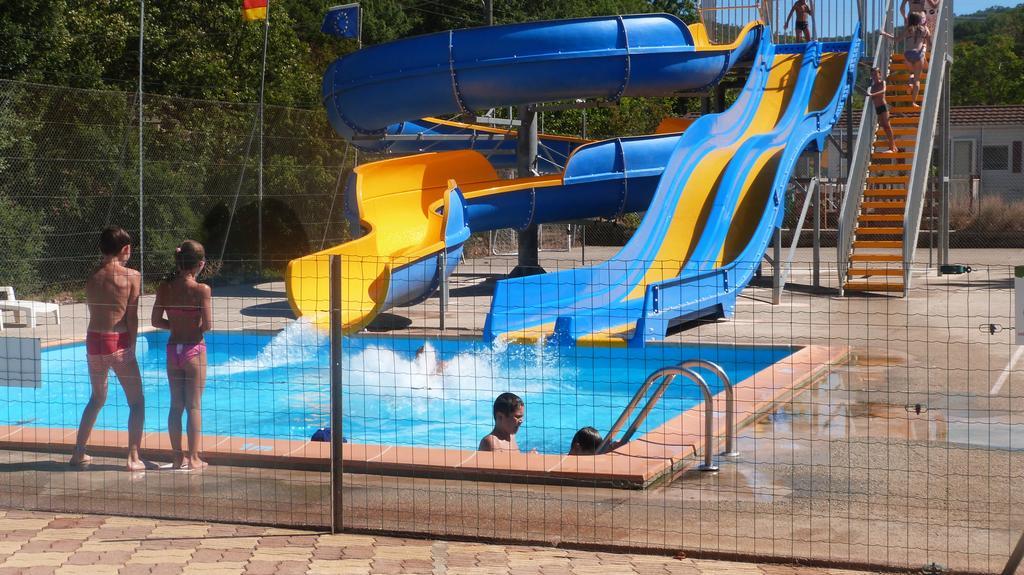 Camping La Vidaresse Hotel Sainte-Anastasie-sur-Issole Exterior foto